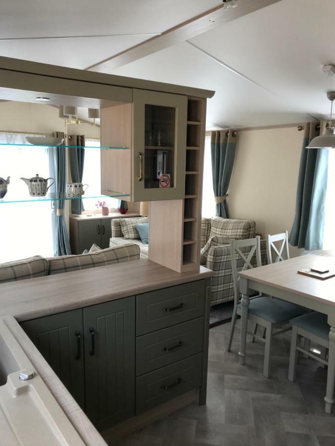 Deluxe Riverside Static Caravan Cheddar Exterior foto